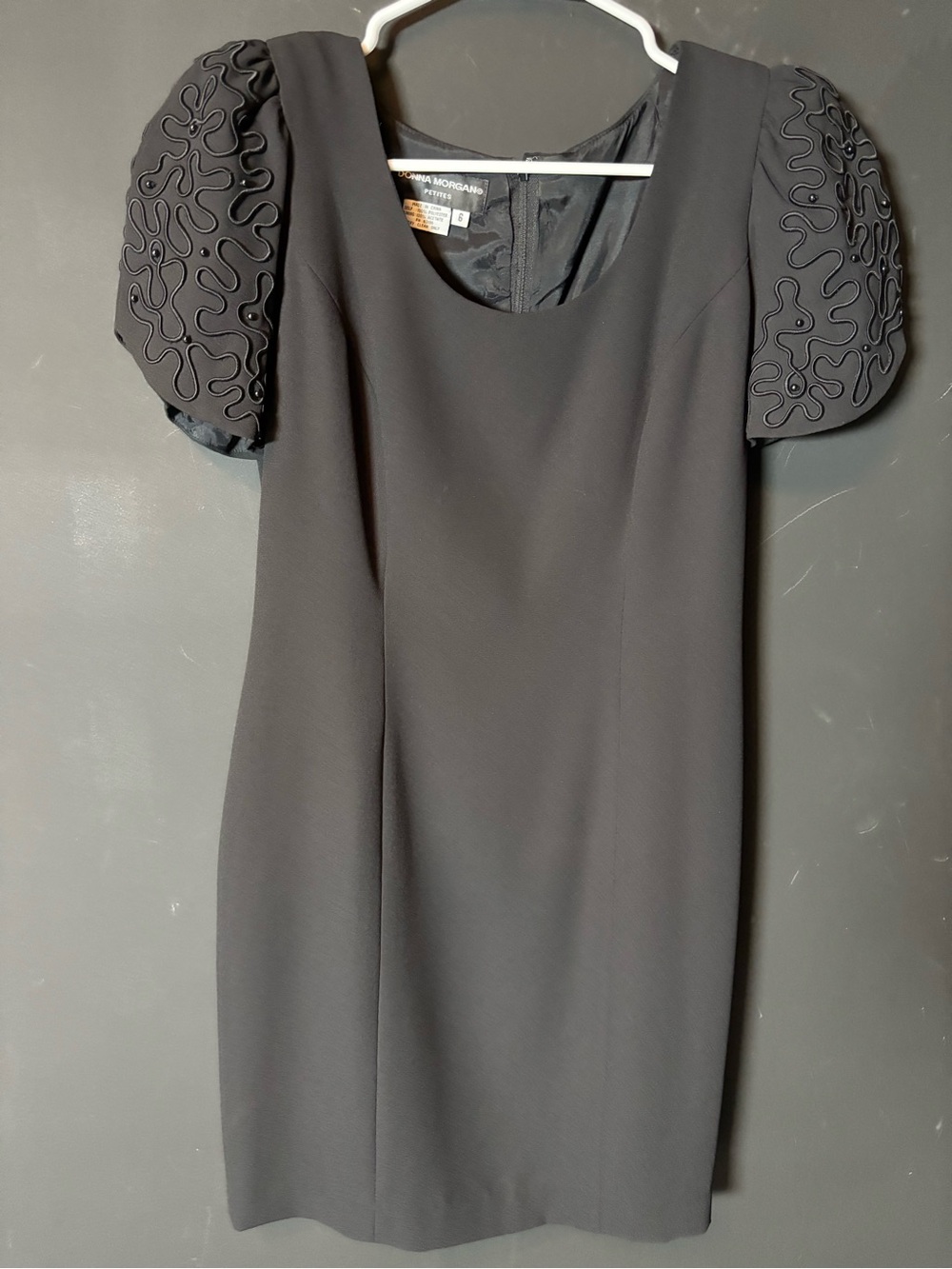 Vintage Donna Morgan Black Midi Shift Dress with Sculpted Puff Sleeves-6P